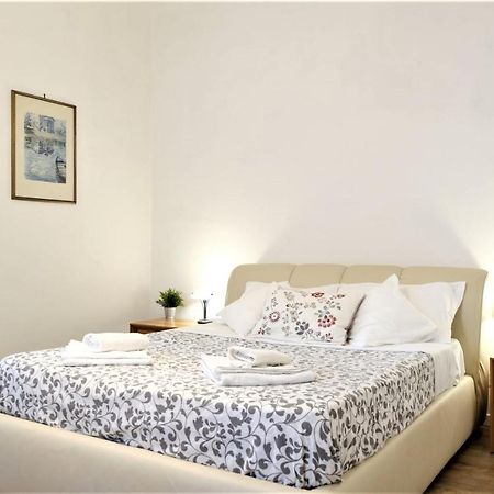 Wine Apartments Florence Morellino ภายนอก รูปภาพ