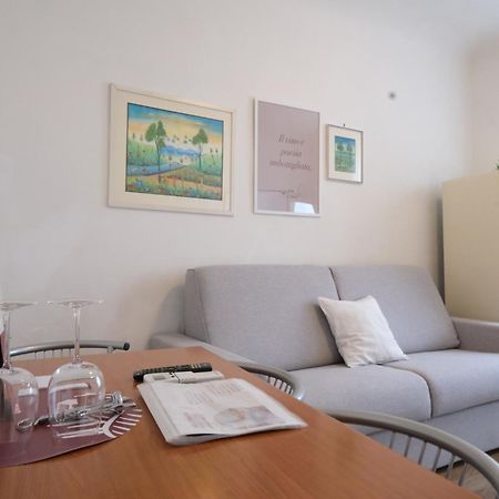 Wine Apartments Florence Morellino ภายนอก รูปภาพ