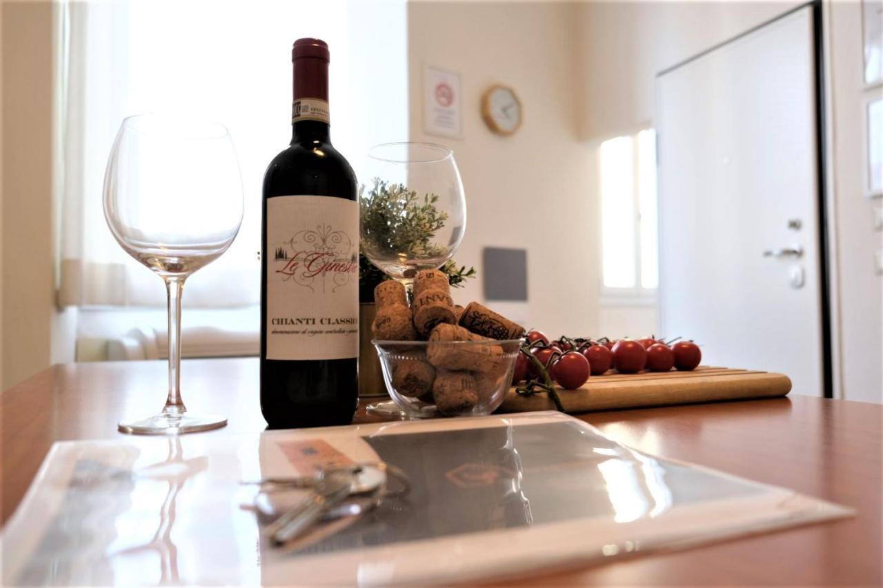Wine Apartments Florence Morellino ภายนอก รูปภาพ